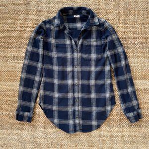 Hollister Women’s Plaid Button Down Shirt XS